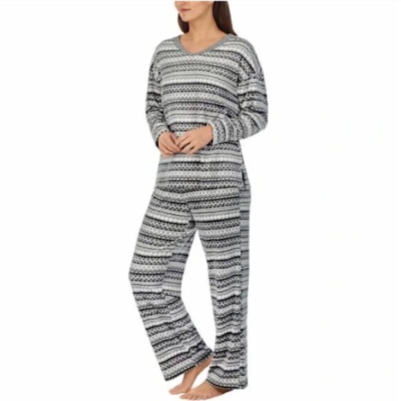 Nautica Ladies 2-piece Soft Fleece Pajamas Set, Gray Fair-Isle XS #340M - Picture 2 of 8